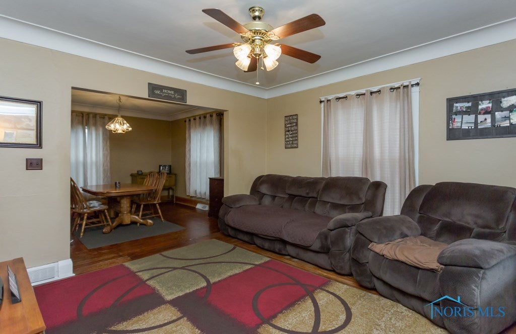 944 Alvison Road Toledo, OH 43612 - Photo 5 of 24 Gallery Image 5