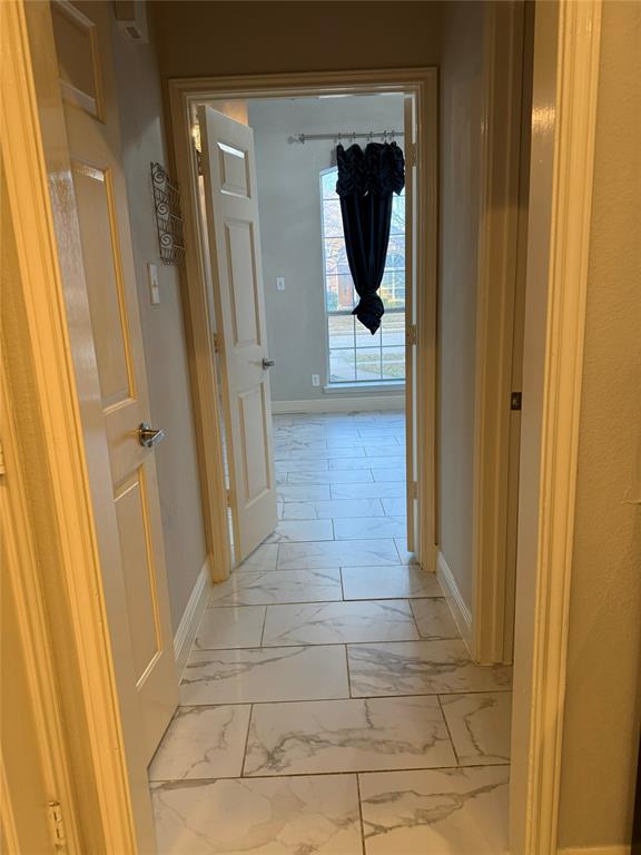 8645 Mill Creek Road Irving, TX 75063 - Photo 8 of 22