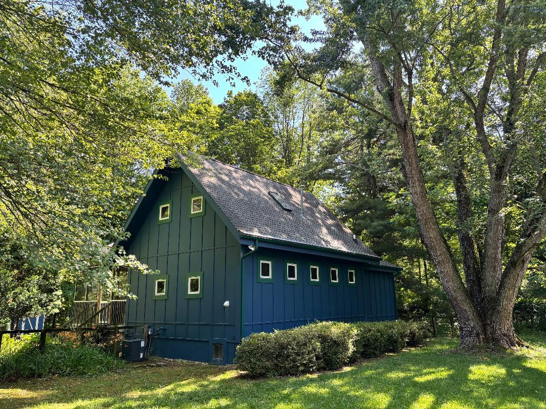 8702 Elm Valley Road Three Oaks, MI 49128 - Photo 1 of 17 streetview