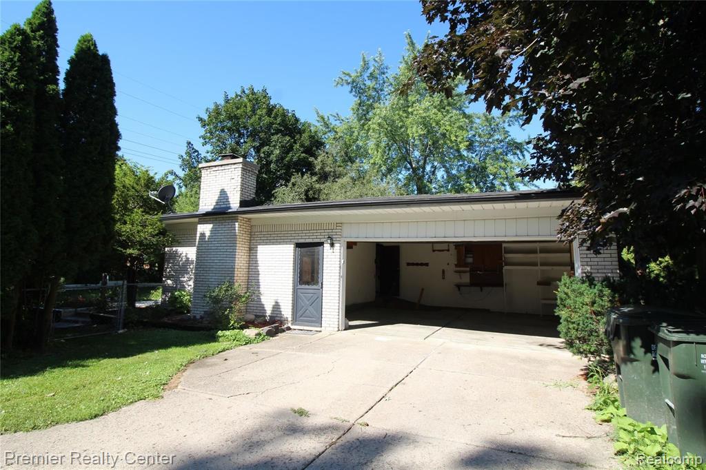 2111 West Avon Road Rochester Hills, MI 48309 - Photo 5 of 22