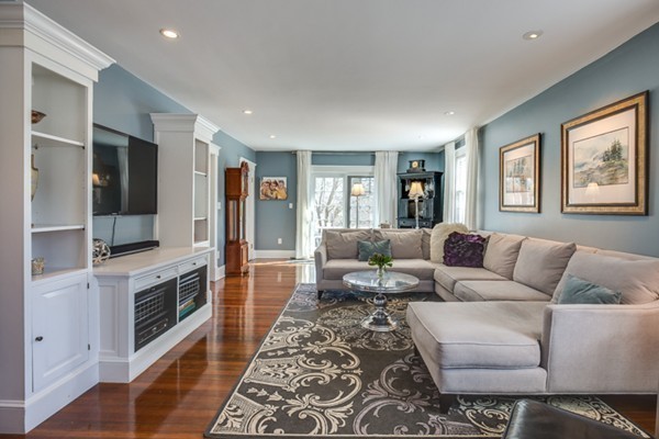 124 Dascomb Road Andover, MA 01810 - Photo 11 of 24 Gallery Image 11