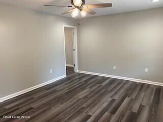 231 Blossom Road Louisville, KY 40229 - Photo 3 of 22 3
