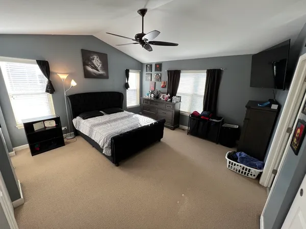 $334,000 | 380 Risen Star Lane, Unit 380, Oswego, IL 60543