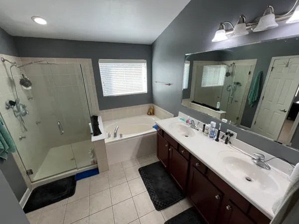 $334,000 | 380 Risen Star Lane, Unit 380, Oswego, IL 60543