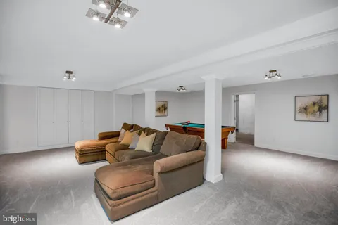 $4,295,000 | 5904 Bradley Boulevard, Bethesda, MD 20814