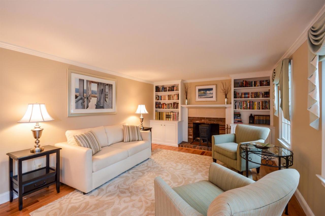 22 Woodcrest Road Marstons Mills, MA 02648 - Photo 3 of 26 Additional Photo