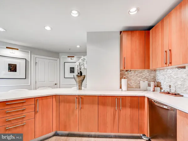 $5,750 | 801 Key Highway, Unit T13, Baltimore, MD 21230