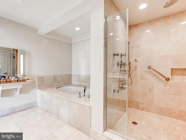 $5,750 | 801 Key Highway, Unit T13, Baltimore, MD 21230