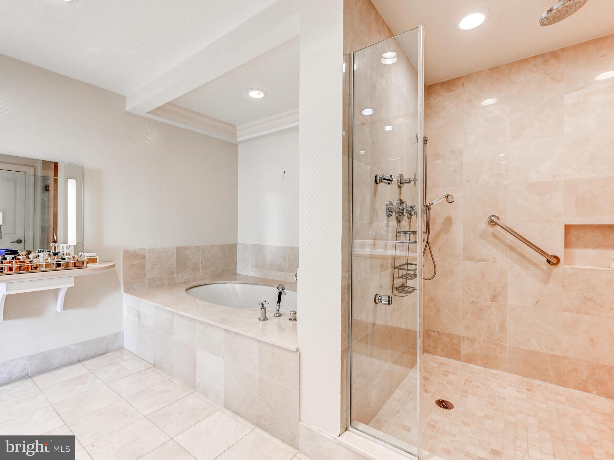 801 Key Highway, Unit T13 Baltimore, MD 21230 - Photo 21 of 46