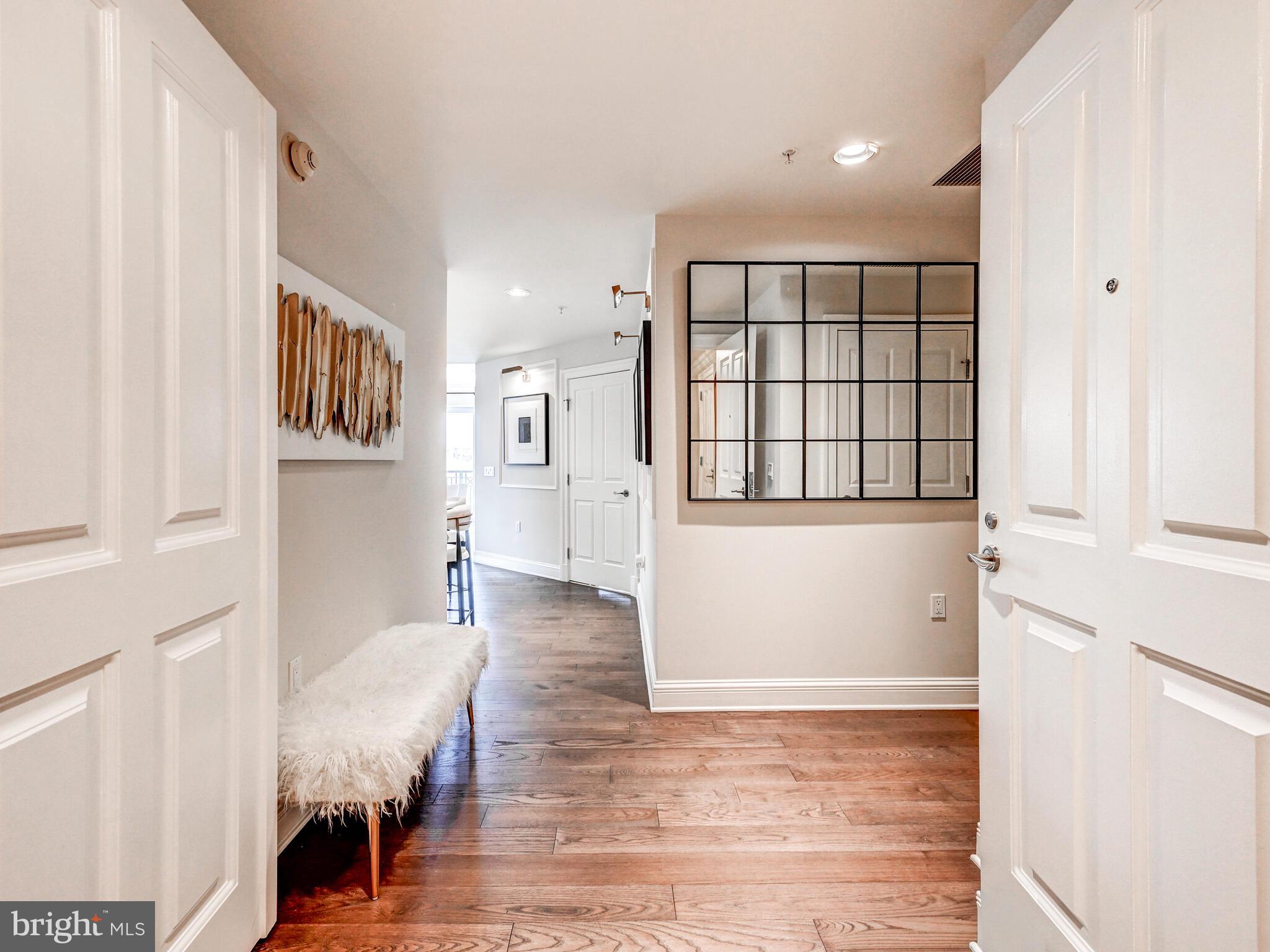 801 Key Highway, Unit T13 Baltimore, MD 21230 - Photo 4 of 46