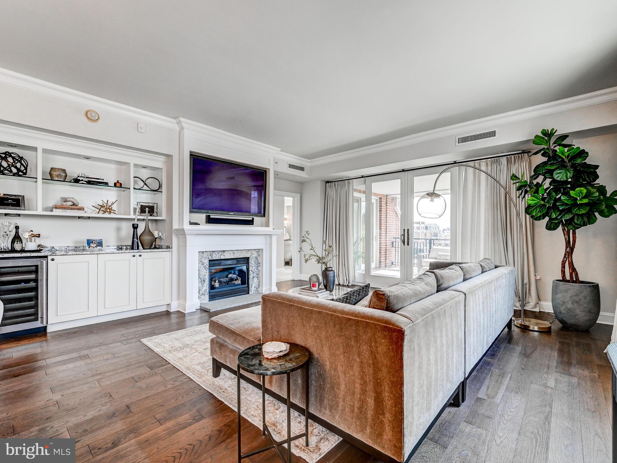 801 Key Highway, Unit T13 Baltimore, MD 21230 - Photo 6 of 46