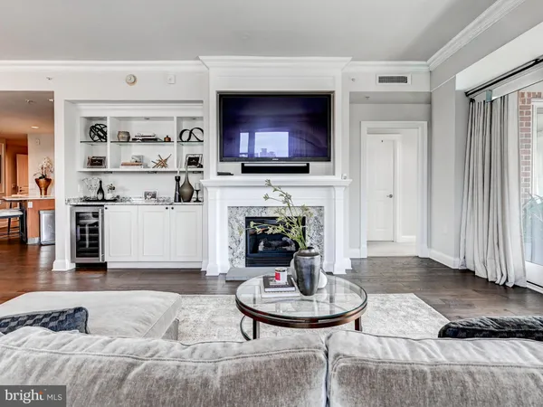 $5,750 | 801 Key Highway, Unit T13, Baltimore, MD 21230