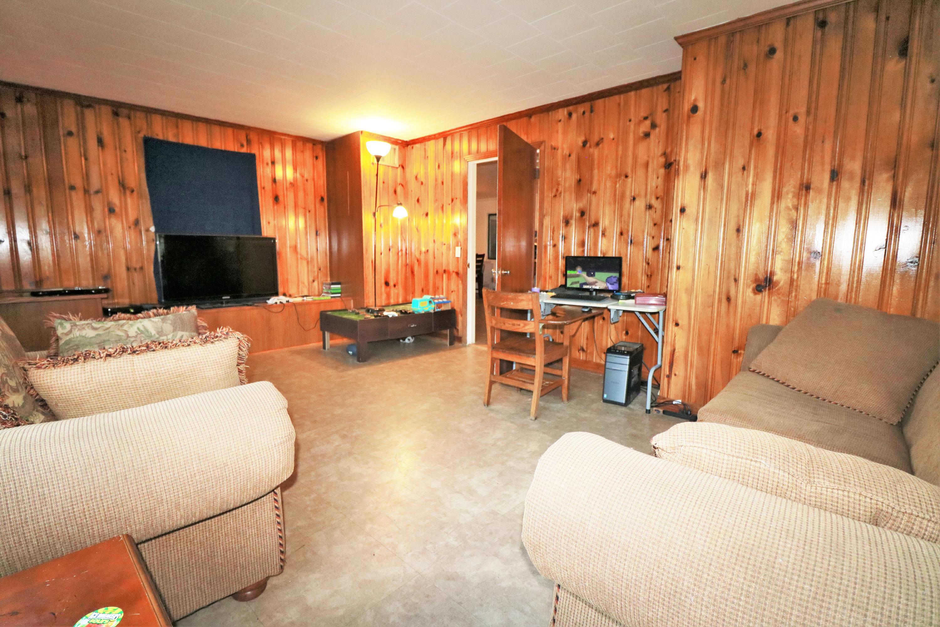 3448 Spool Mill Road Vernon, FL 32462 - Photo 8 of 22 Bonus room