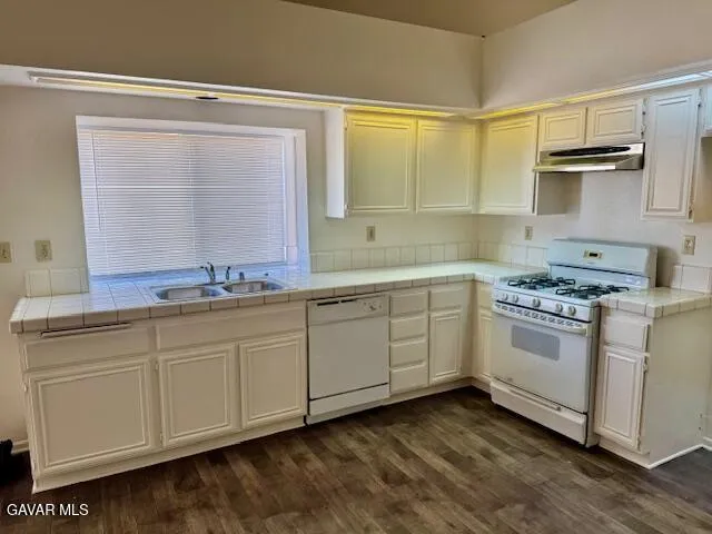 $429,000 | 2125 Bramble Lane, Palmdale, CA 93550