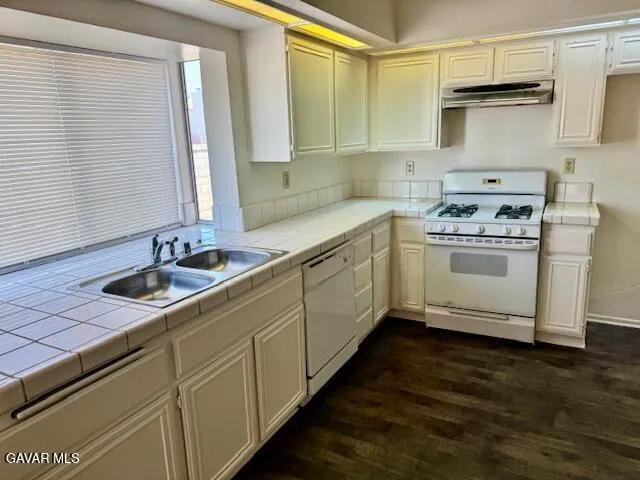 $429,000 | 2125 Bramble Lane, Palmdale, CA 93550