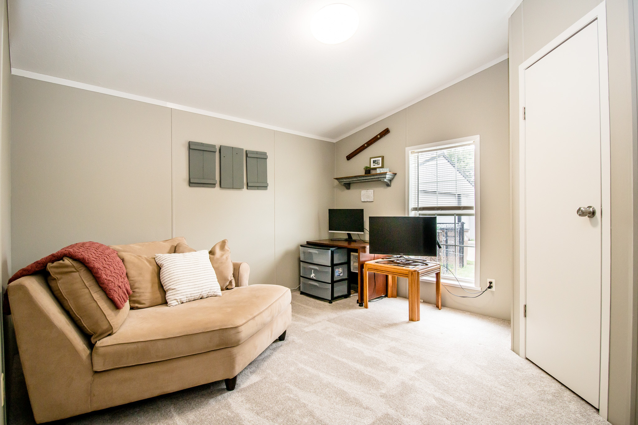 4625 Autumn Ridge Drive Columbus, IN 47203 - Photo 17 of 31