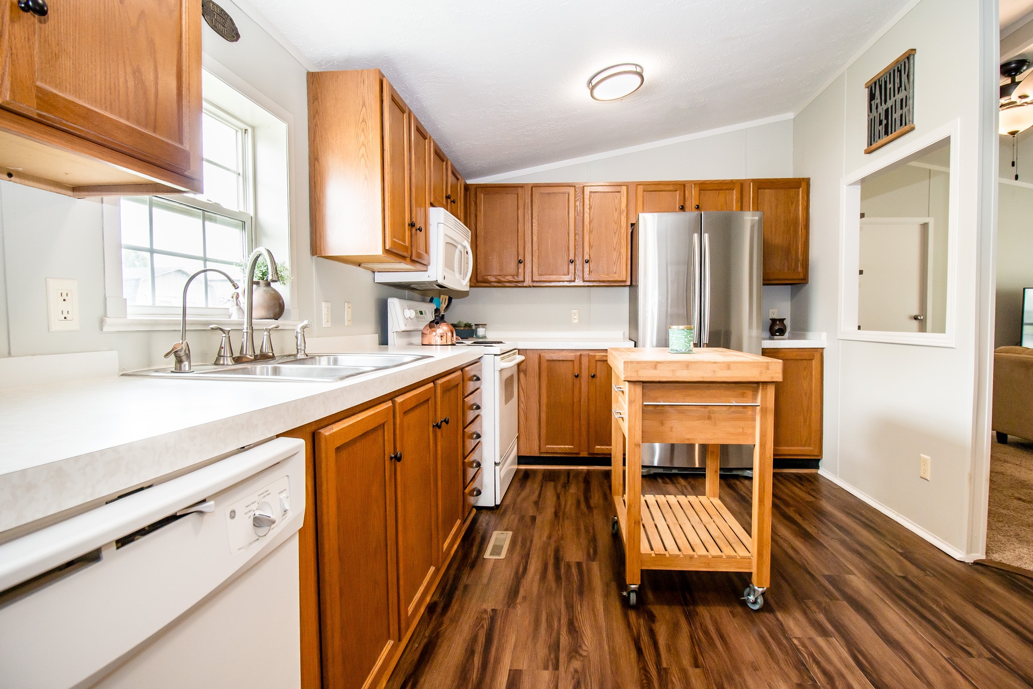 4625 Autumn Ridge Drive Columbus, IN 47203 - Photo 10 of 31