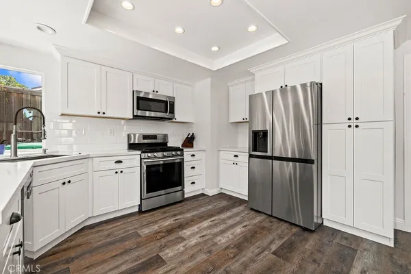 $799,999 | 11533 Chadwick Road, Corona, CA 92878
