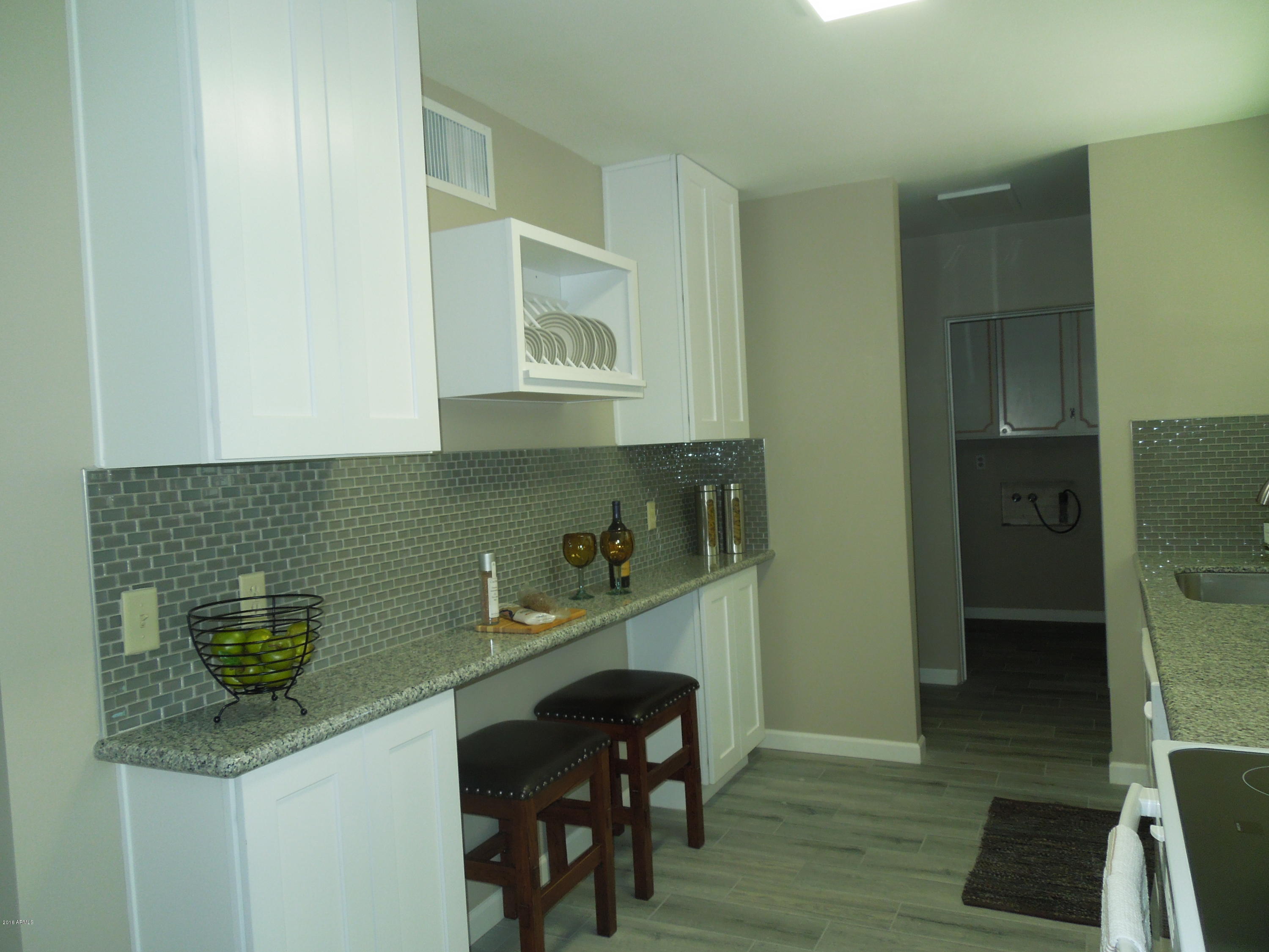 1129 West Thomas Road Phoenix, AZ 85007 - Photo 5 of 36 DSCN5823