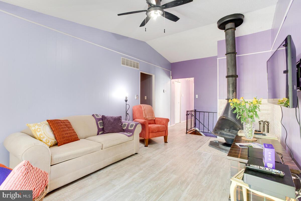 8304 Scotts Level Road Pikesville, MD 21208 - Photo 13 of 53