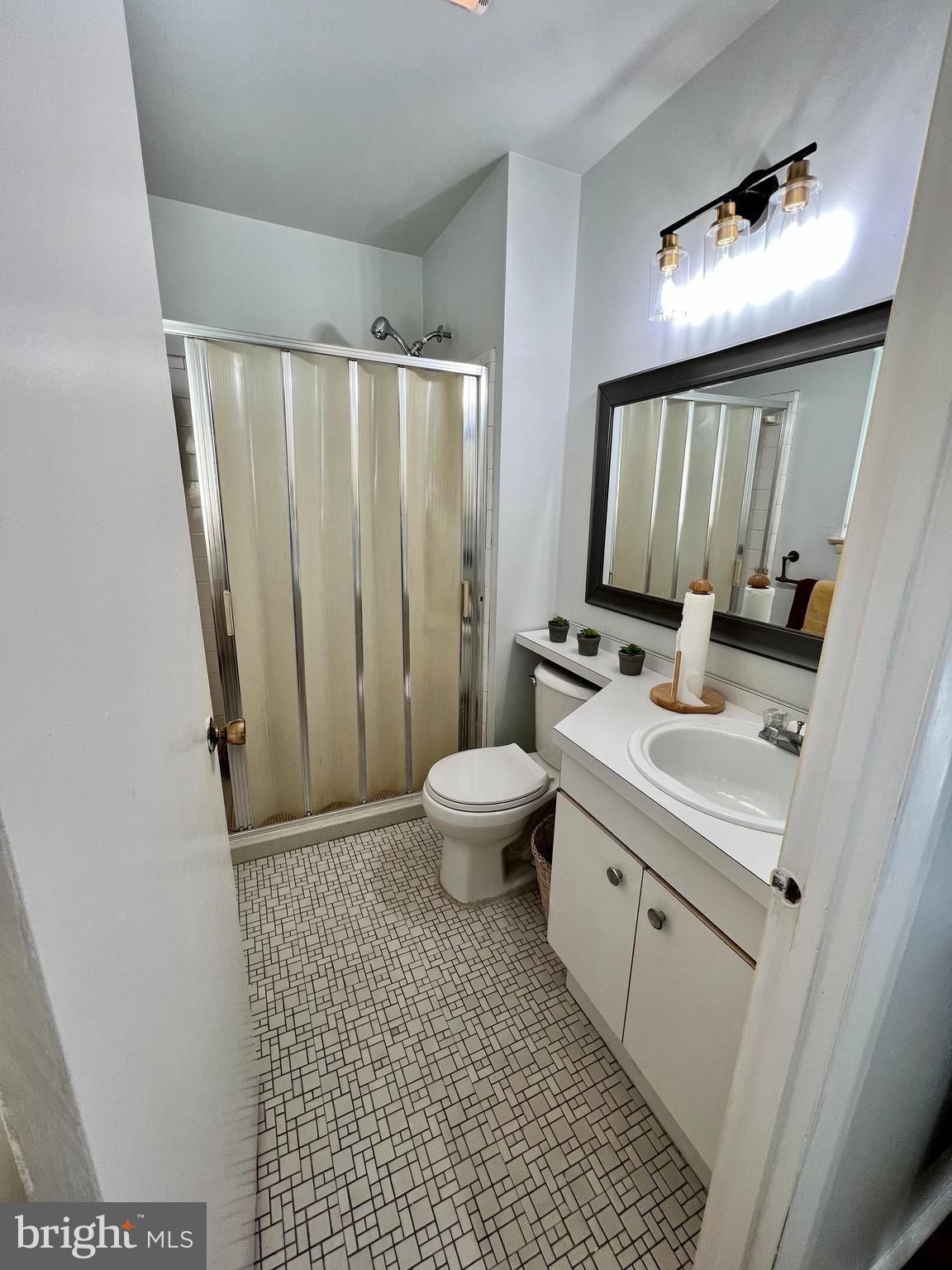 8304 Scotts Level Road Pikesville, MD 21208 - Photo 36 of 53