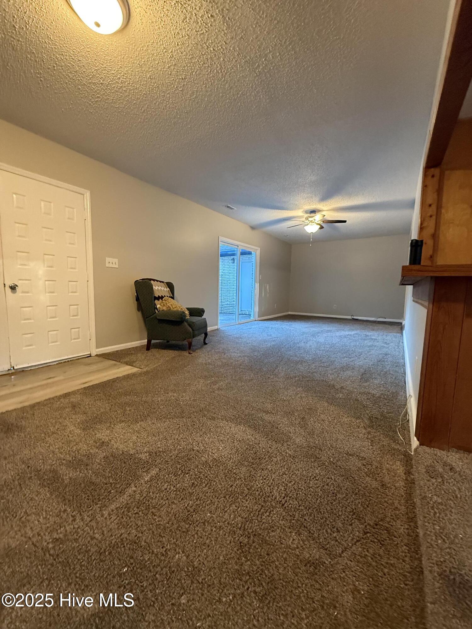 276 Goose Creek Road Hubert, NC 28539 - Photo 11 of 19 living room