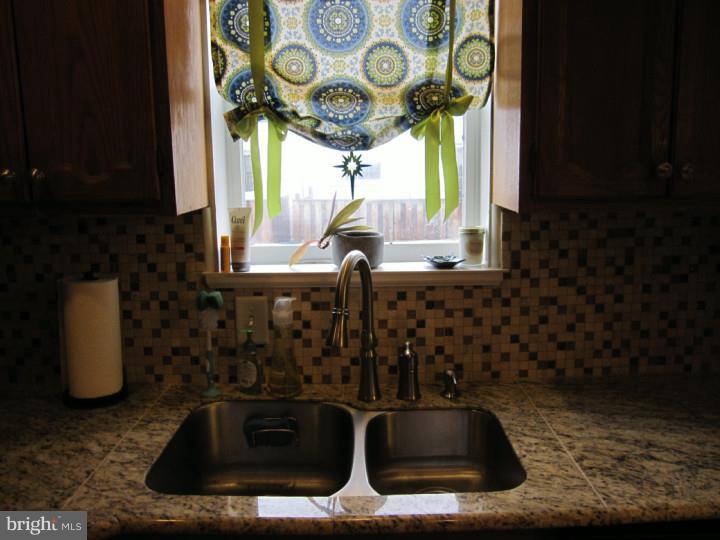 168 Edgehill Road Bala Cynwyd, PA 19004 - Photo 9 of 25 Kitchen