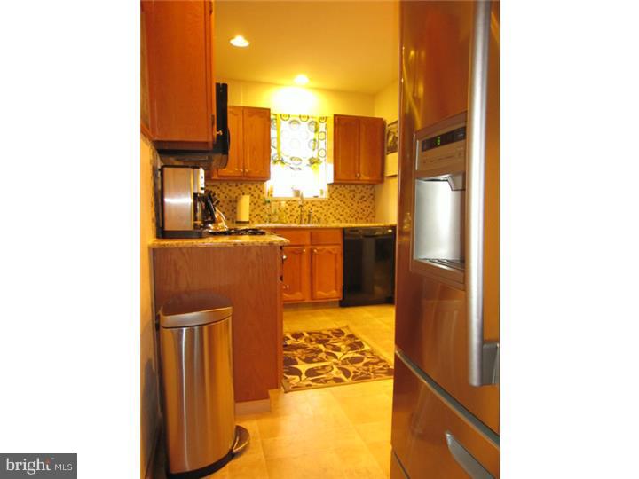 168 Edgehill Road Bala Cynwyd, PA 19004 - Photo 10 of 25 Kitchen