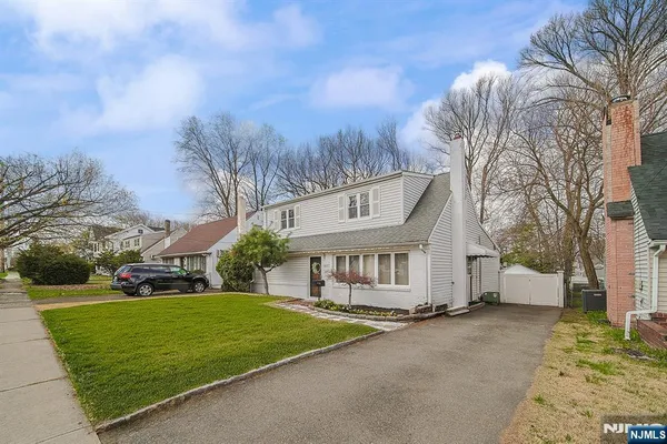 $669,000 | 907 Spring Valley Road, Maywood, NJ 07607