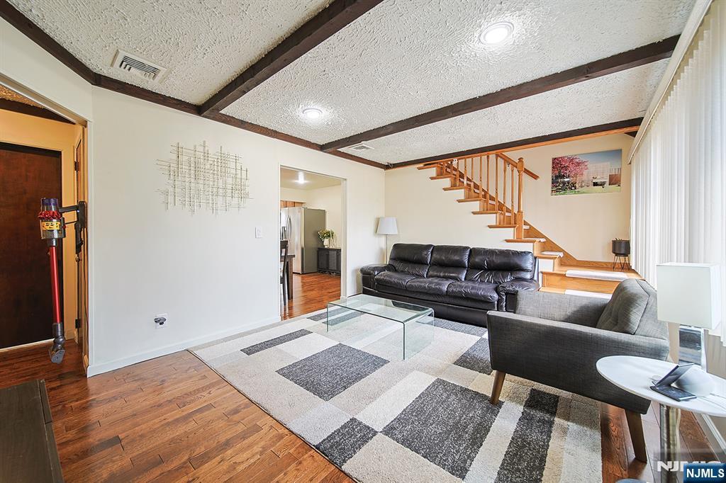 907 Spring Valley Road Maywood, NJ 07607 - Photo 7 of 24