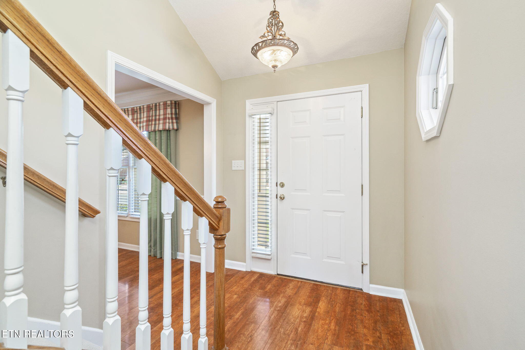 7534 Julesburg Way Powell, TN 37849 - Photo 3 of 40 9-web-or-mls-7534 Julesburg Way-10