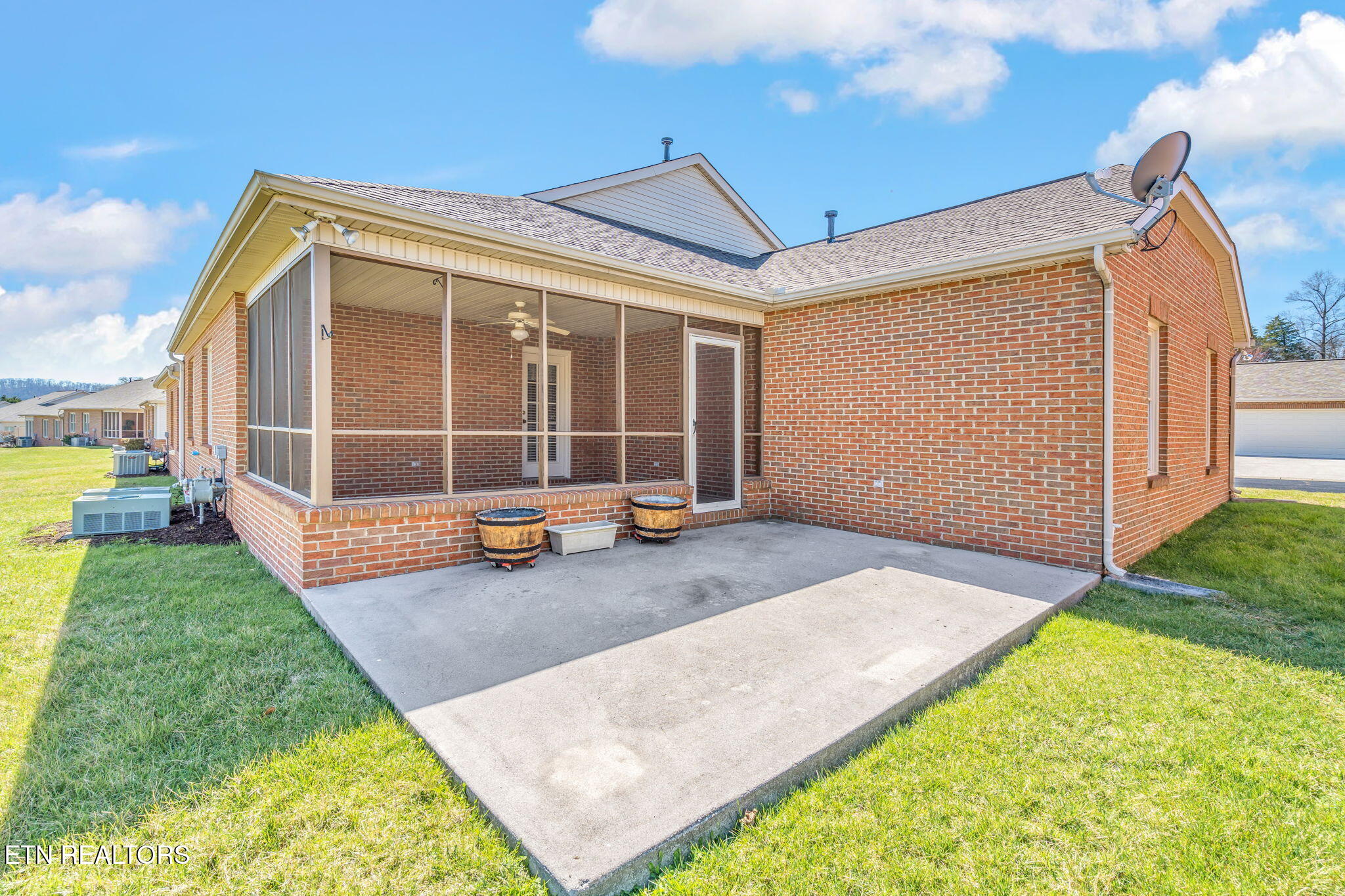 7534 Julesburg Way Powell, TN 37849 - Photo 34 of 40 42-web-or-mls-7534 Julesburg Way-43