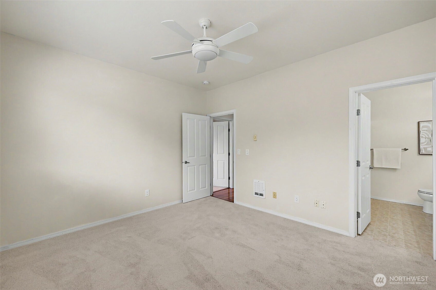 1500 South 18th Street, Unit G201 Renton, WA 98055 - Photo 18 of 26 Gallery Image 18