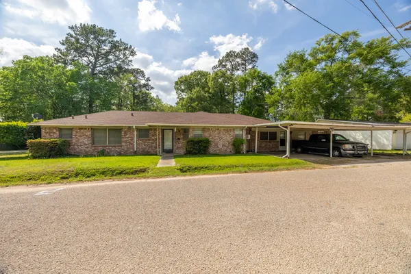 $199,900 | 201 North Cleveland Avenue, Cleveland, TX 77327
