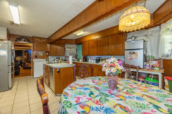 $199,900 | 201 North Cleveland Avenue, Cleveland, TX 77327