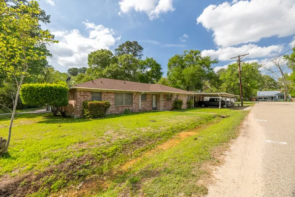 $199,900 | 201 North Cleveland Avenue, Cleveland, TX 77327