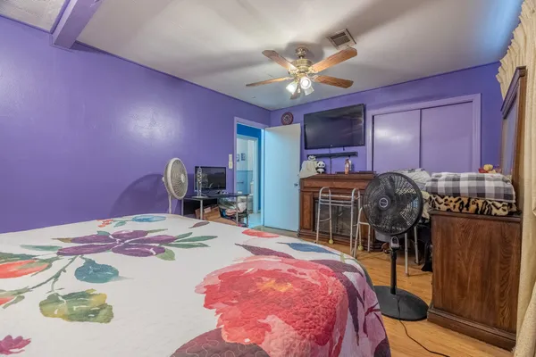 $199,900 | 201 North Cleveland Avenue, Cleveland, TX 77327