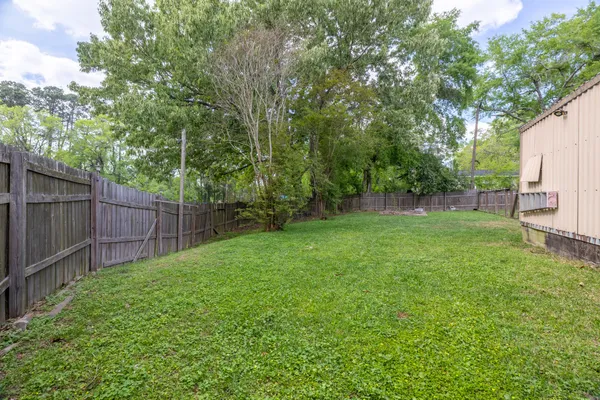 $199,900 | 201 North Cleveland Avenue, Cleveland, TX 77327