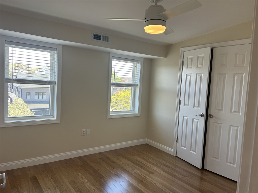 141 Chestnut Street, Unit 301 Needham, MA 02492 - Photo 4 of 7