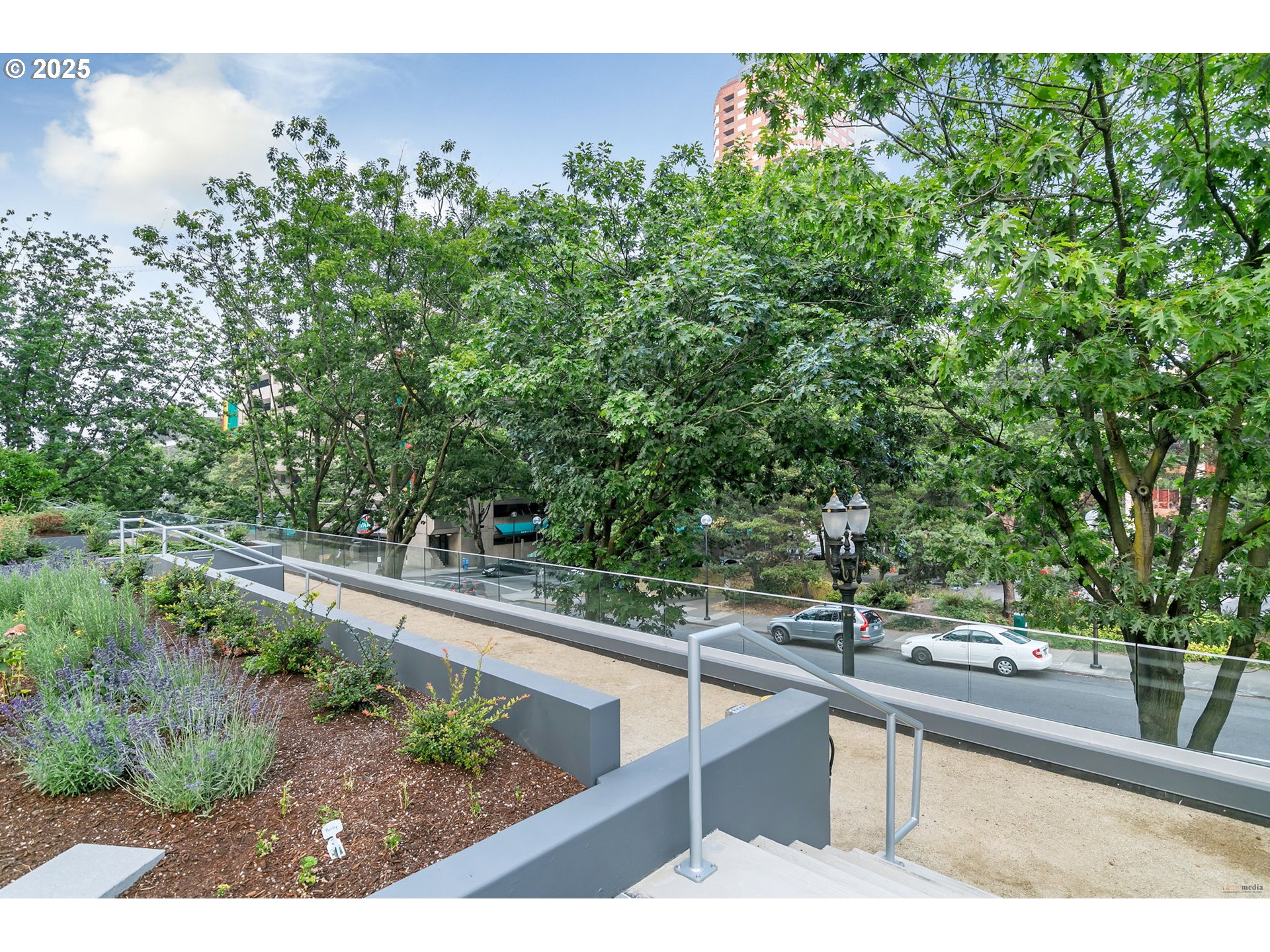 1500 Southwest 5th Avenue, Unit 1602 Portland, OR 97201 - Photo 34 of 41