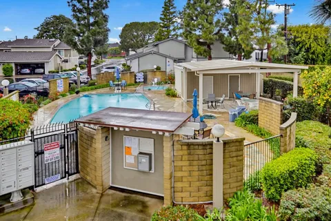 $829,500 | 1111 Tustin Pines Way, Tustin, CA 92780