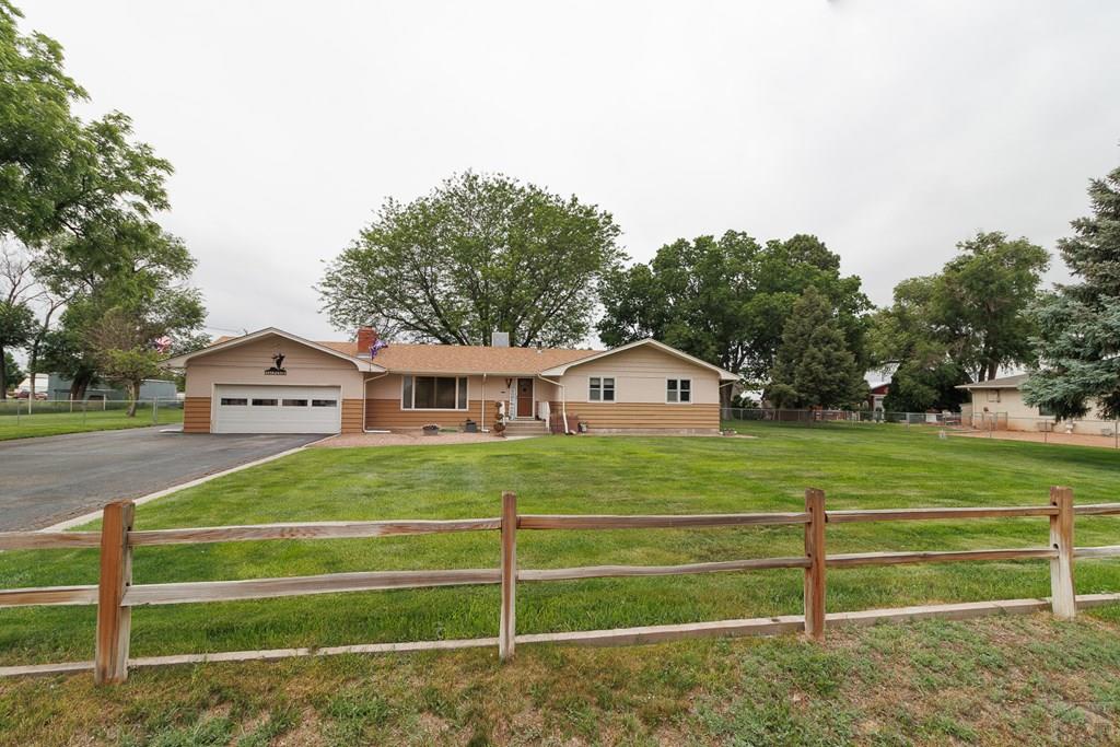 843 Baxter Road Pueblo, CO 81006 - Photo 2 of 57