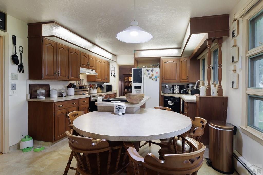 843 Baxter Road Pueblo, CO 81006 - Photo 10 of 57