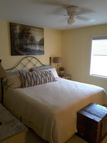 117 West 11th Street Gulf Shores, AL 36542 - Photo 12 of 30 Master bedroom