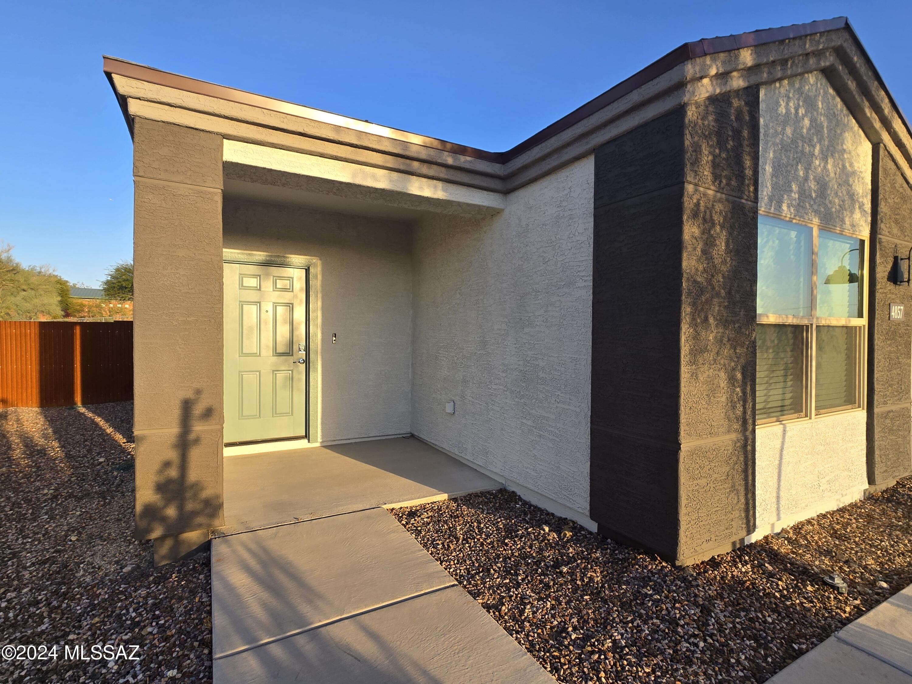 4857 South Avenida De Raspa Tucson, AZ 85746 - Photo 5 of 30