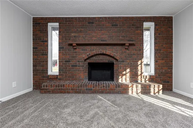 $290,000 | 500 Northeast 87th Street, Kansas City, MO 64155