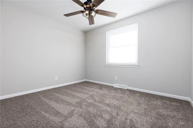 $290,000 | 500 Northeast 87th Street, Kansas City, MO 64155