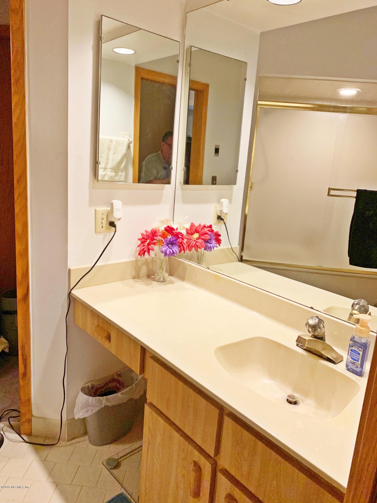 2930 Ravines Road, Unit 1226 Middleburg, FL 32068 - Photo 12 of 19 Bath 1 (View 1)