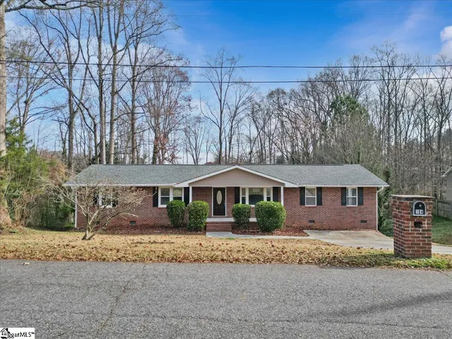 $285,000 | 104 Cascade Drive, Greer, SC 29651