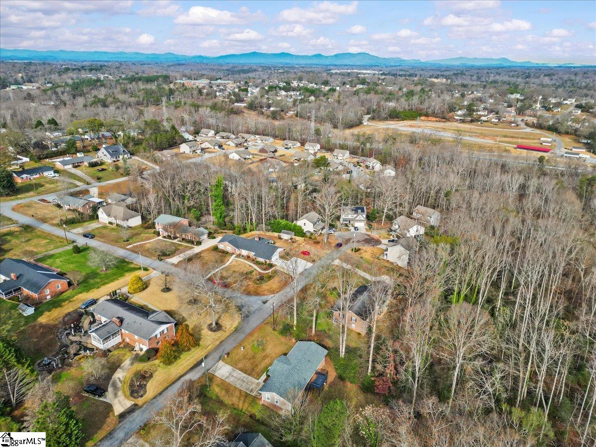 104 Cascade Drive Greer, SC 29651 - Photo 34 of 37